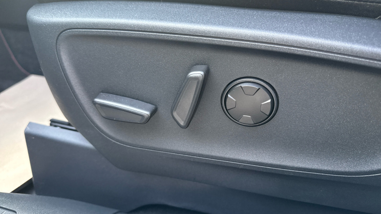 Ford Kuga 2.5 PHEV ST-Line 5dr CVT Estate